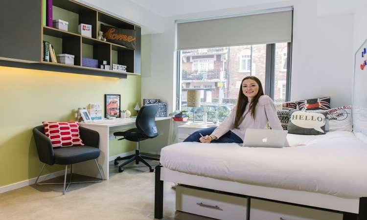 Ký túc xá Đại học Barcelona tại Tây Ban Nha