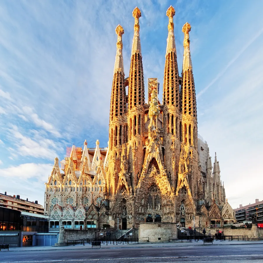 Barcelona - Thành phố của Gaudí