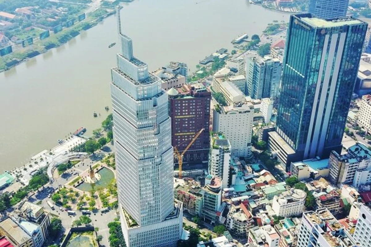 Vietcombank Tower – Kiến trúc hiện đại giữa lòng thành phố