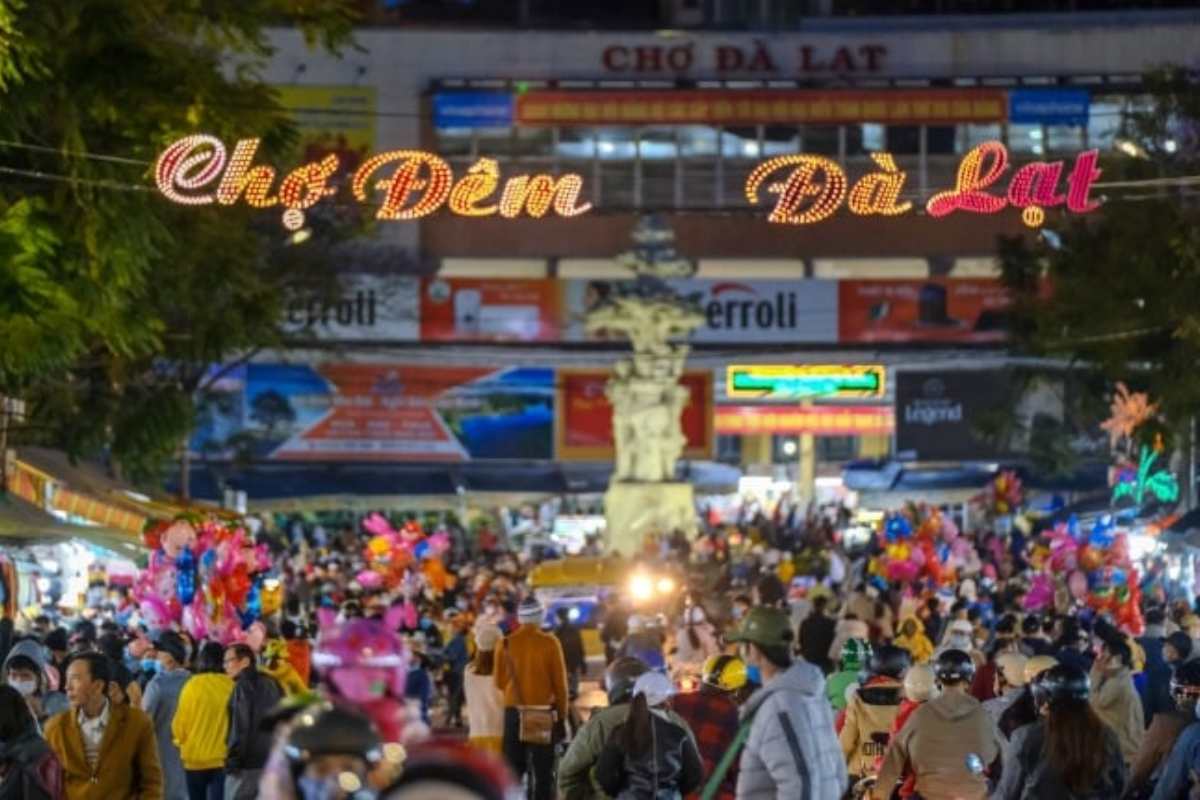 Chợ đêm Đà Lạt