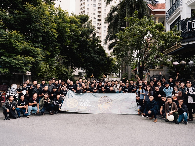 Huyen thoai Royal Enfield hien dien tai Viet Nam duoi su phan phoi cua Tram Anh Motorsports