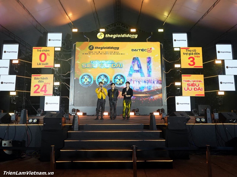 The Gioi Di Dong to chuc Su kien Trai Nghiem San Pham AI 2025 Cuoi tuan bung no cong nghe tai TP 11