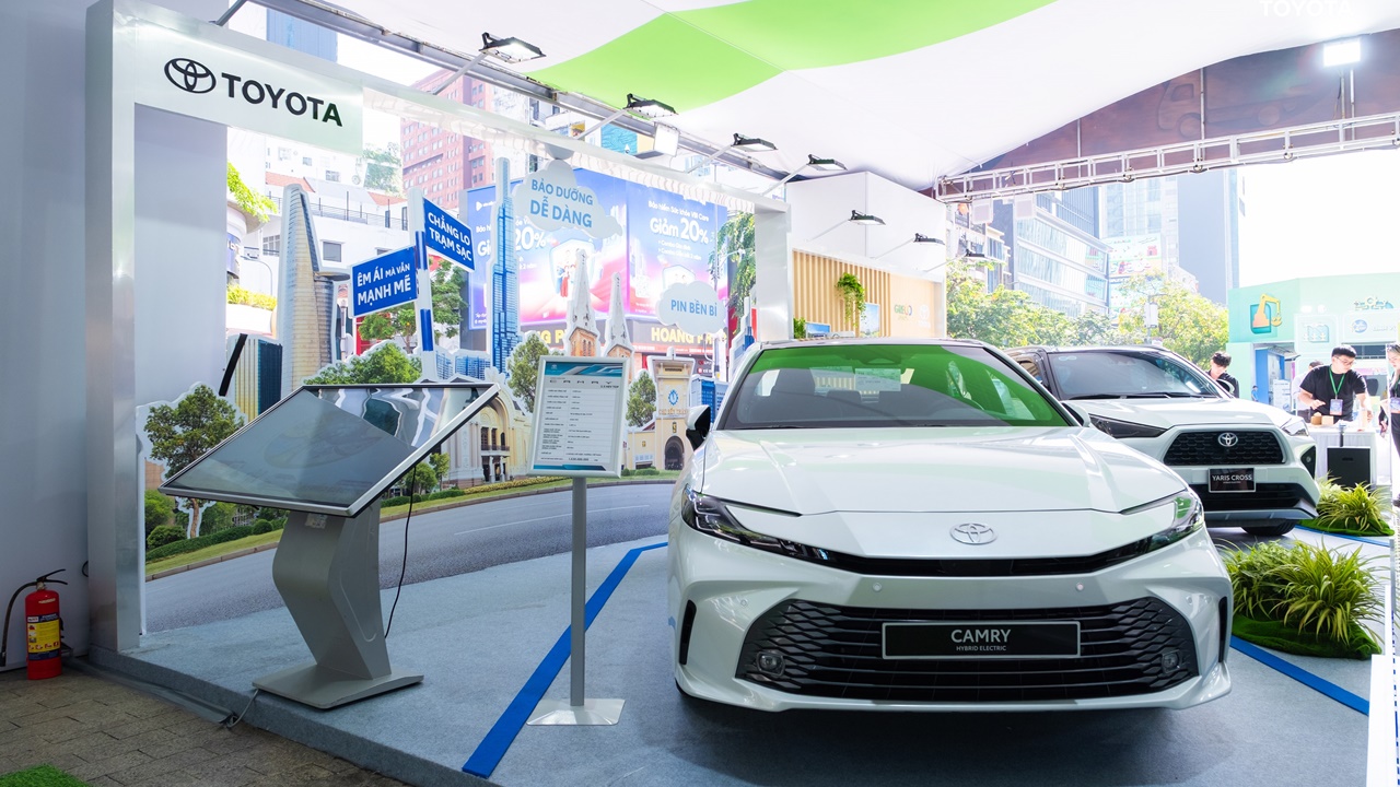 rong khuon kho Trien lam GRECO 2025 dang dien ra tai TP. HCM gian hang cua Toyota Viet Nam tro thanh tam diem chu y 1