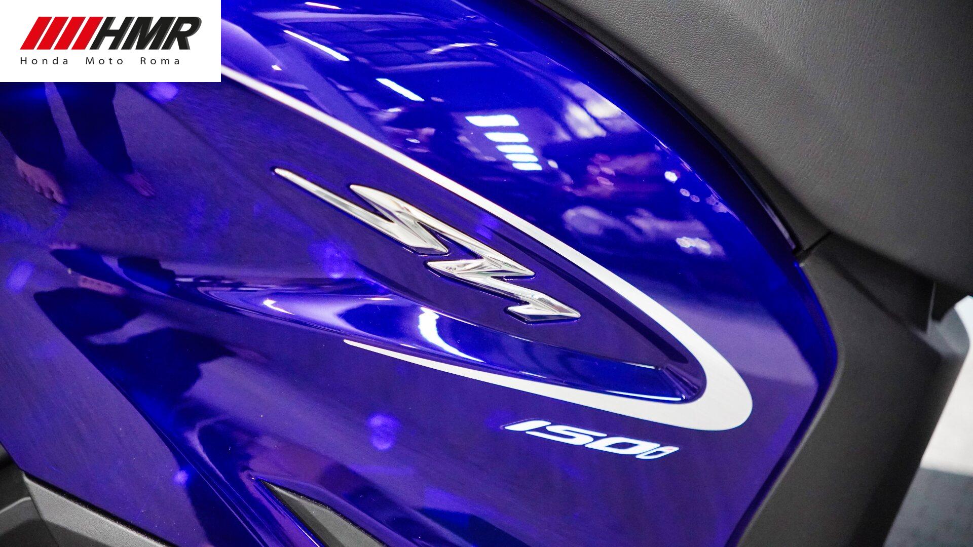 Honda SH150i Vetro Blue Special Edition HMR 2026: Khi biểu tượng SH Ý khoác lên sắc xanh của nghệ thuật 23 Honda SH150i Vetro Blue Special Edition HMR