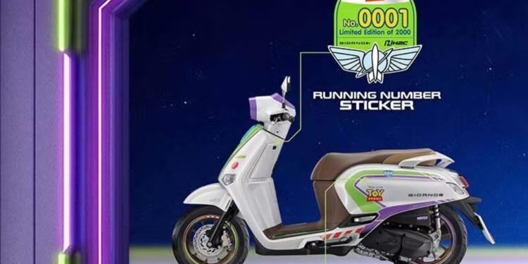 Honda Giorno+ Buzz Lightyear