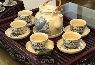 Bộ Ấm Chén Men Rạn Bát Tràng Họa Tiết Vẽ Hoa Sen Dáng Viên Châu Quai Đề Lương Dung Tích 400ml Ahl 24