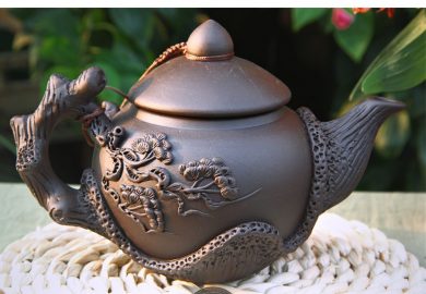 Ly Trà Và Sự Cảm Nhận Khi được Pha Từ Bộ ấm Chén Tử Sa Ly Trà Và Sự Cảm Nhận Khi được Pha Từ Bộ ấm Chén Tử Sa