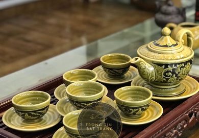 Bộ ấm Chén Màu Gì Nên được Lựa Chọn Cho Người Mệnh Thủy