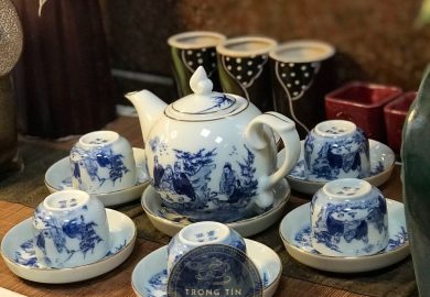 Bộ ấm Chén Màu Gì Nên được Lựa Chọn Cho Người Mệnh Thủy