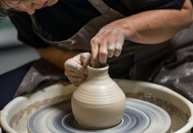 Kỹ Thuật Xây Dựng Gốm Và Học Cách Làm Thế Nào để Học Chế Tác Gốm Sứ.