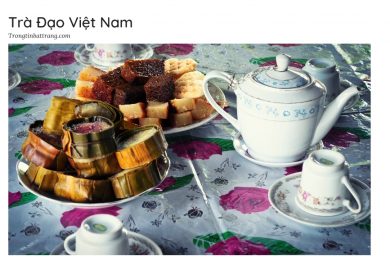 Trà đạo Việt Nam - Nghệ thuật pha trà tinh tế và uống trà chứa đựng nhiều sự độc đáo - 06 - Cách uống trà bình dị, mộc mạc