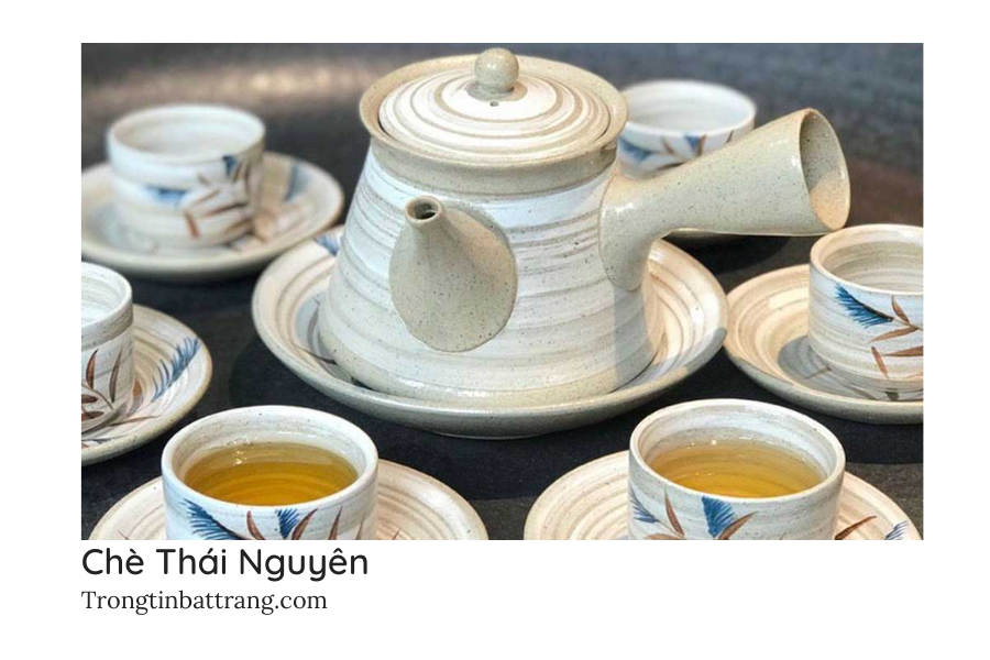 Pha trà Thái Nguyên bằng ấm sứ