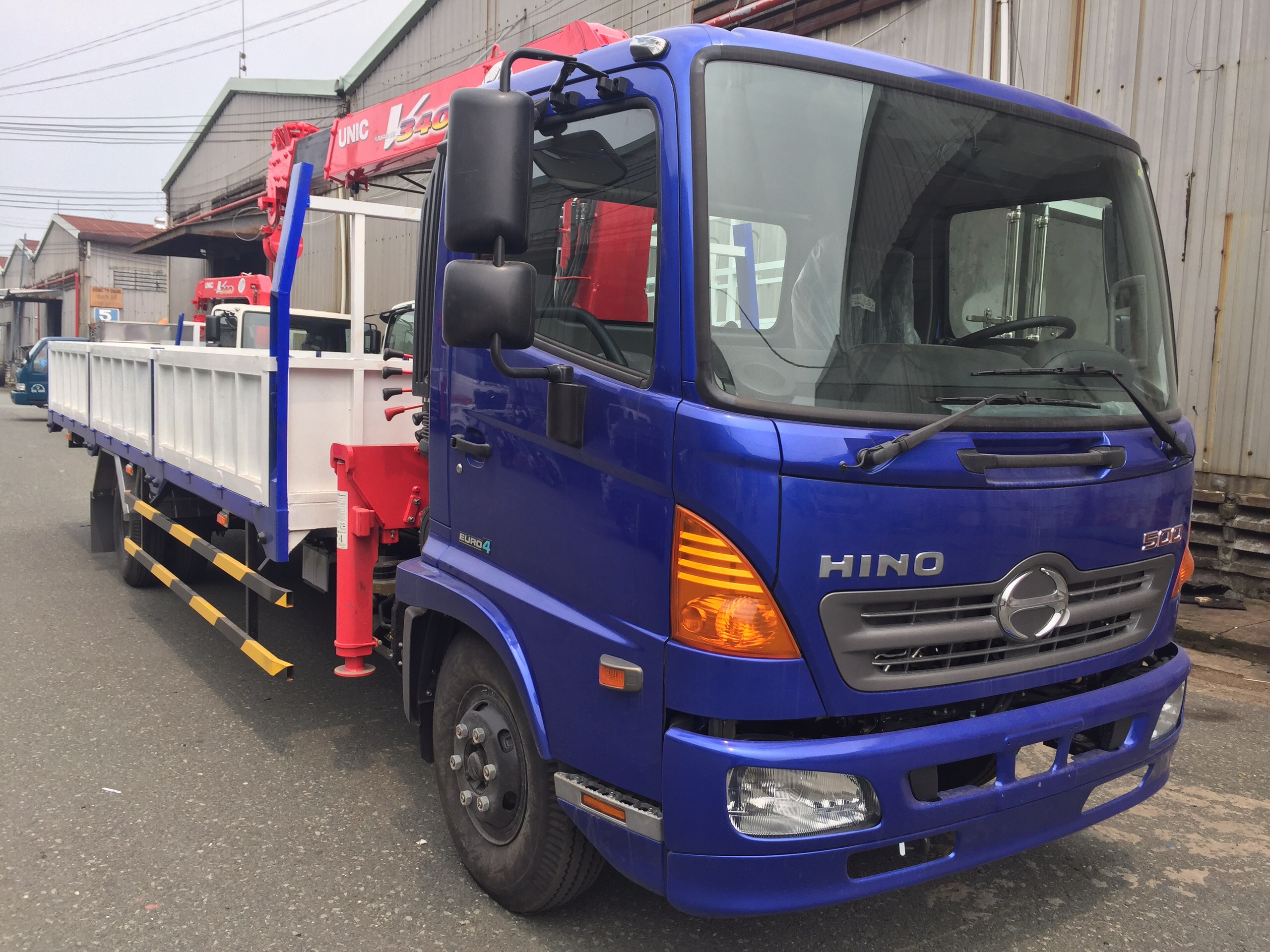 Vận Tải Xanh - Chuyên cho thuê xe tải cẩu tại Hà Nội
