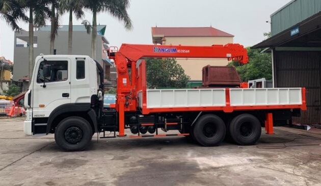 Vận Tải Xanh cho thuê xe cẩu 8 tấn tại Hà Nội 