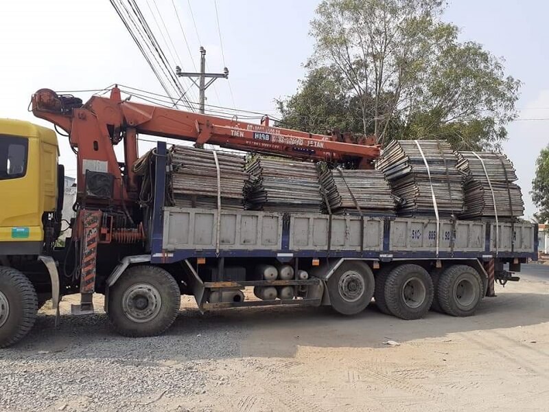 Cho thuê cẩu tự hành 35 tấn tại Hà Nội – Liên hệ ngay 0965874444
