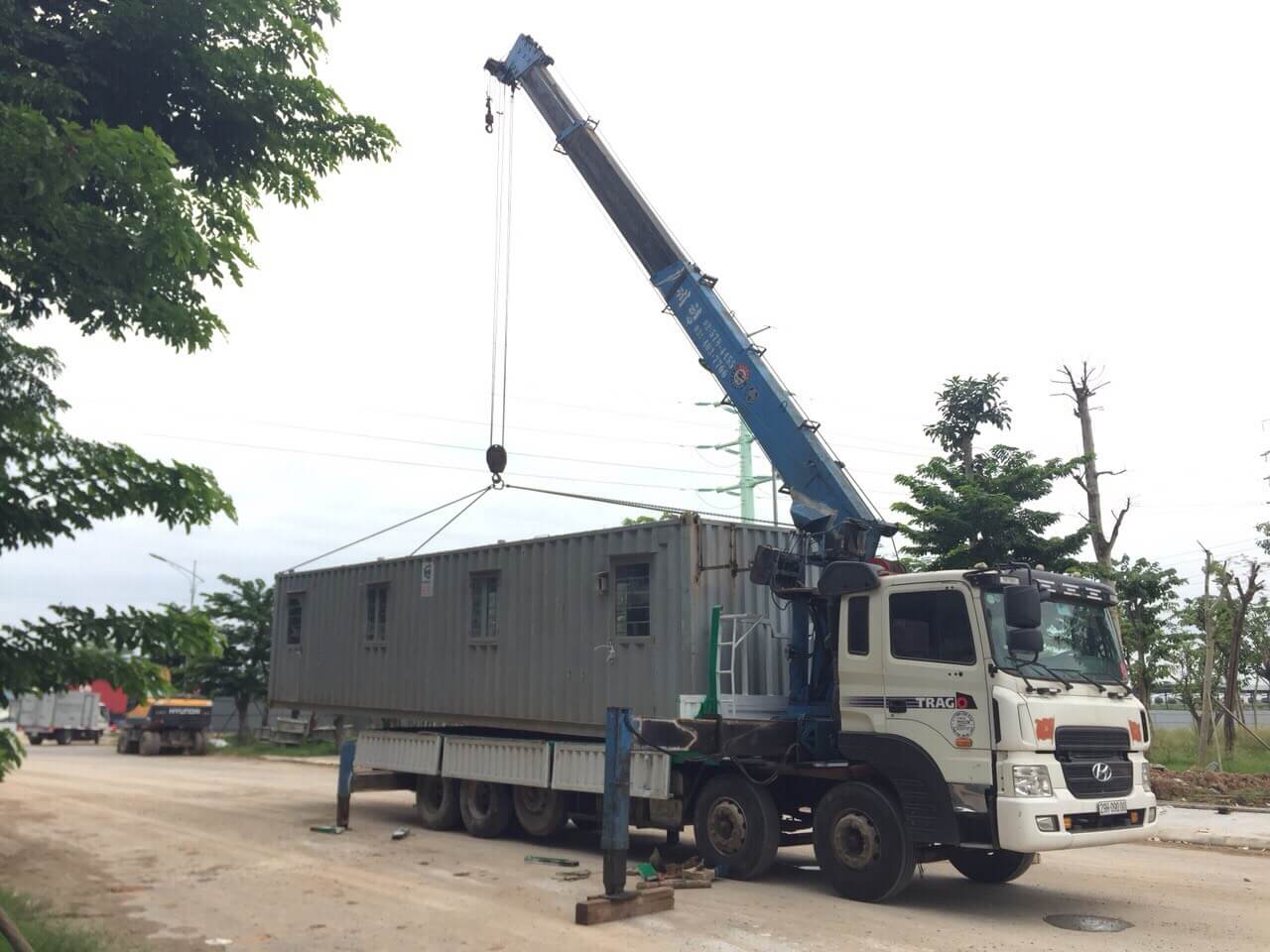 Cho thuê xe cẩu thùng tại Hà Nội – Liên hệ hotline 0965874444