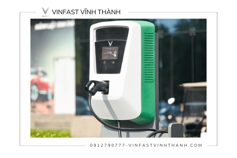 Trạm sạc được lắp đạt ở mọi nơi, người dùng không lo lắng trên mỗi chuyến đi