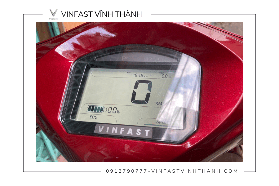 Mức pin hiển thị cụ thể trên mặt đồng hồ