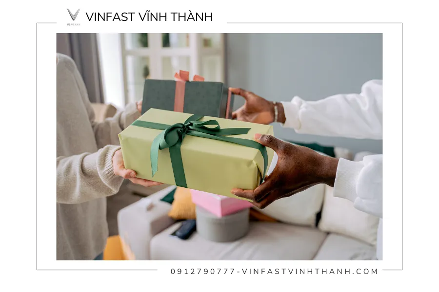 Top 3 ý tưởng tặng quà tinh tế cho tân sinh viên trước thềm năm học mới