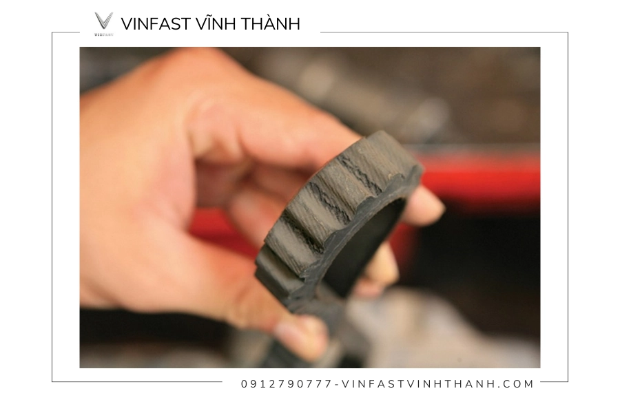 Thay dây curoa xe tay ga hết bao nhiêu tiền