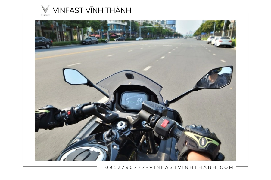 Làm thế nào để khắc phục tay lái xe máy bị rung tê tay