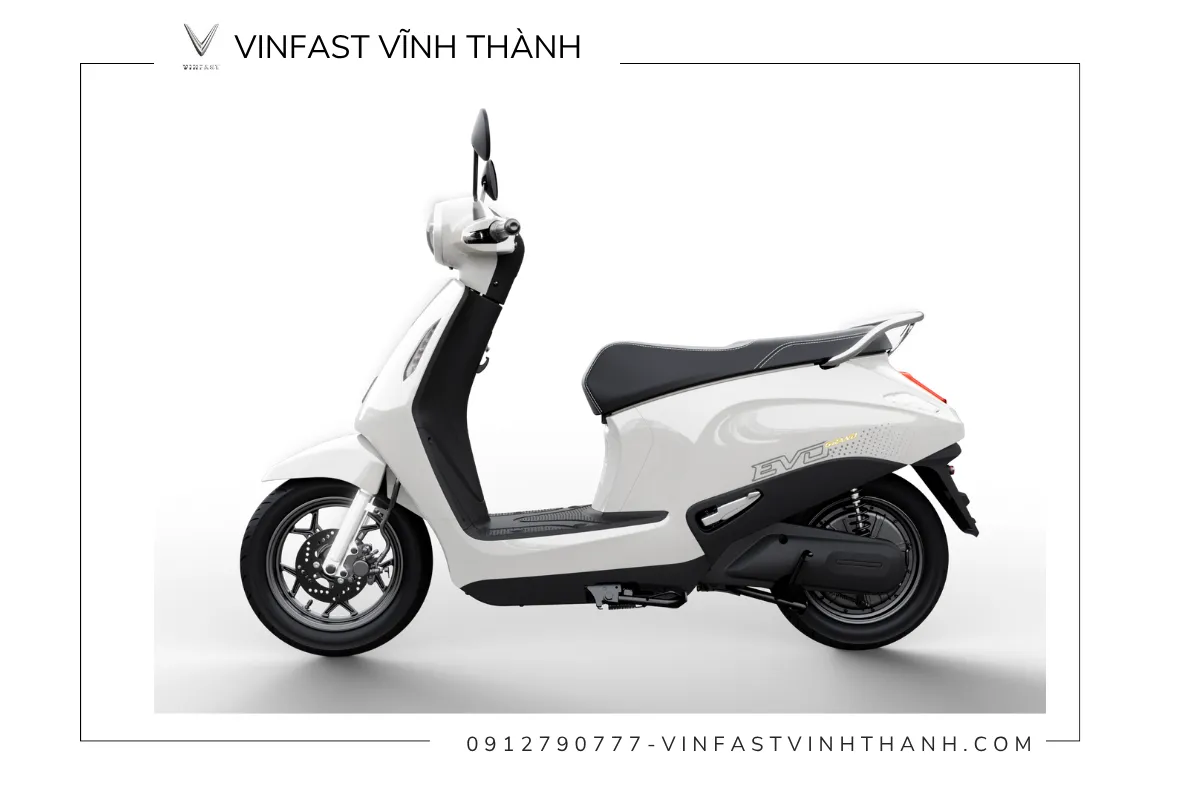Xe VinFast Evo Grand đi được trong trời mưa hoặc vùng ngập nước