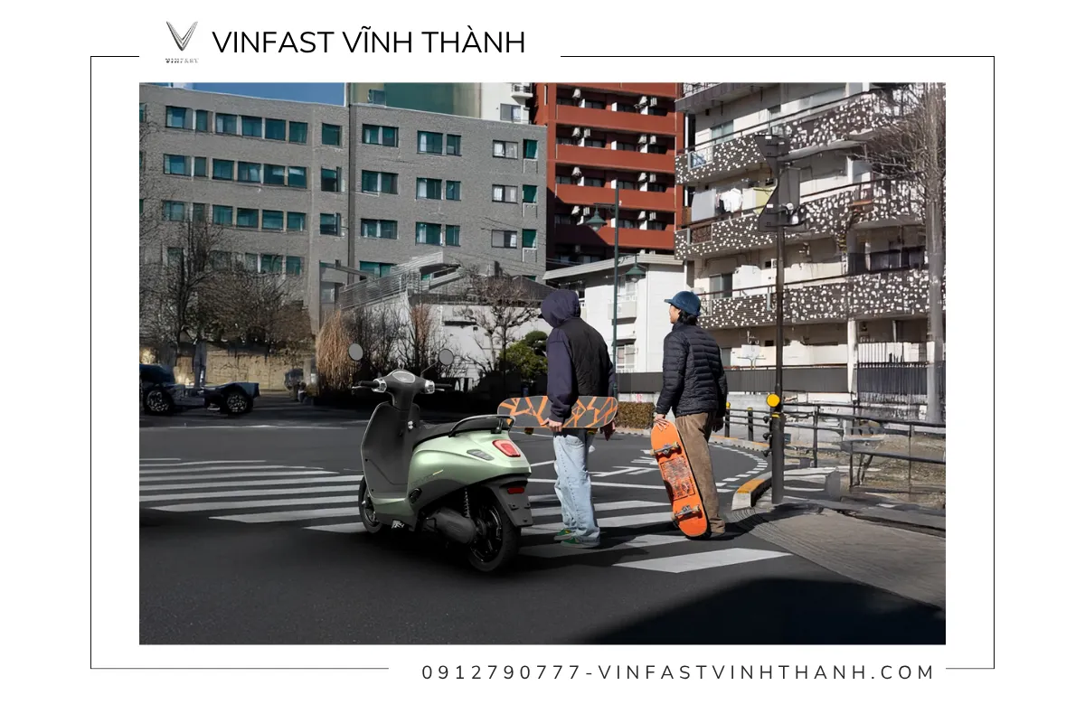 Pin của xe máy điện VinFast Evo Grand đạt tiêu chuẩn chống nước IP67