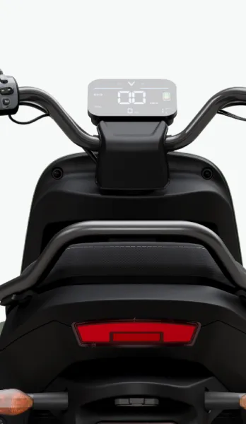 Màn hình đồng hồ kỹ thuật số HMI LED Color hiển thị thông tin rõ ràng, sắc nét.