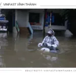 4 dấu hiệu cho biết xe máy điện đã bị ngập nước