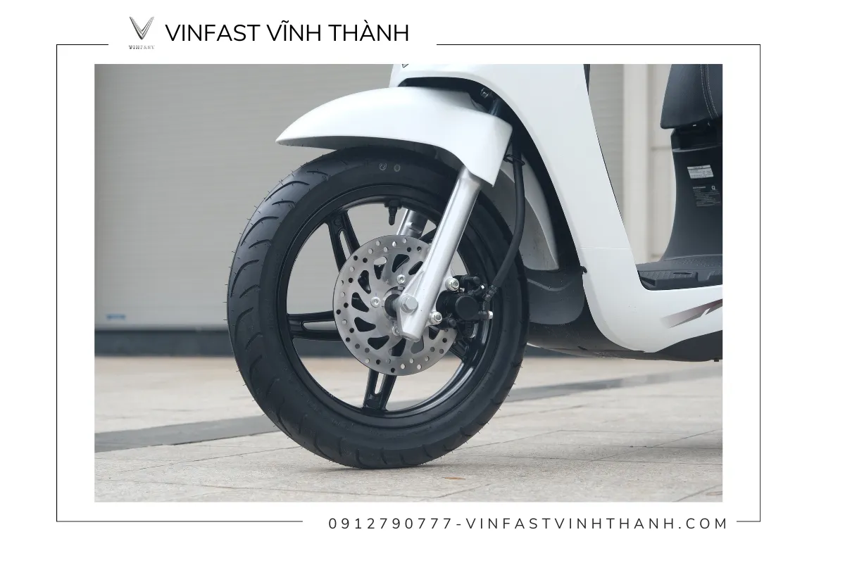 VinFast Feliz 2025 được trang bị hệ thống phanh tái sinh năng lượng, tối ưu hiệu suất