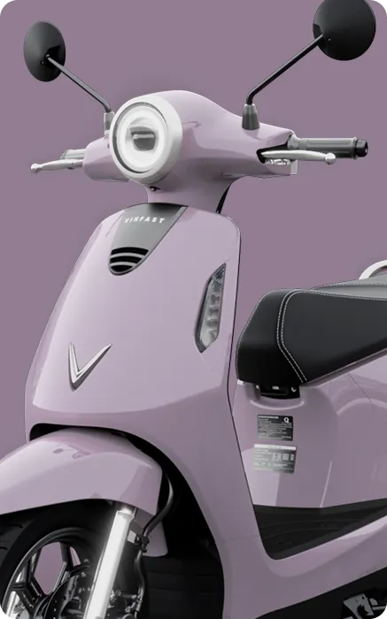 Hệ thống đèn chiếu sáng và đèn tín hiệu Full LED cho khả năng chiếu sáng mạnh mẽ, tăng khả năng quan sát.