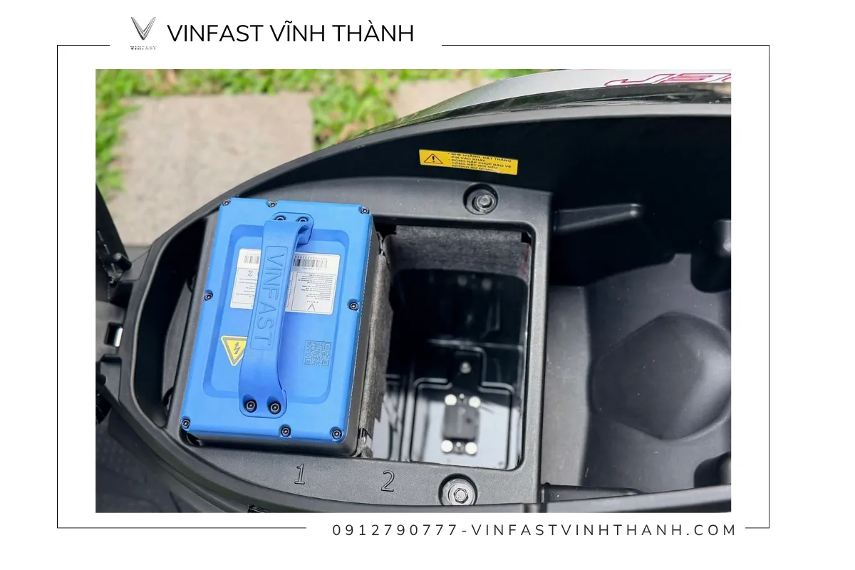 Đổi pin – lợi thế khác biệt của VinFast Viper