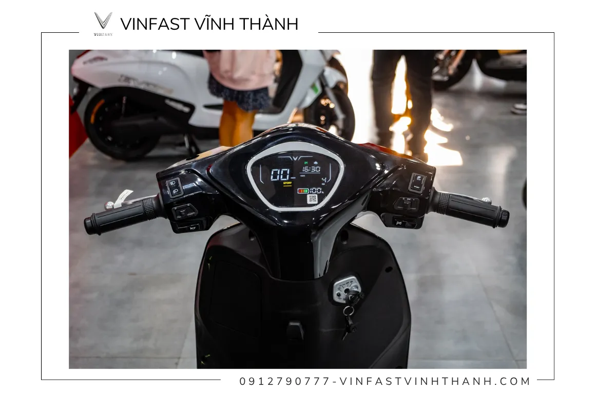 VinFast Feliz II được trang bị màn hình hiển thị hiện đại