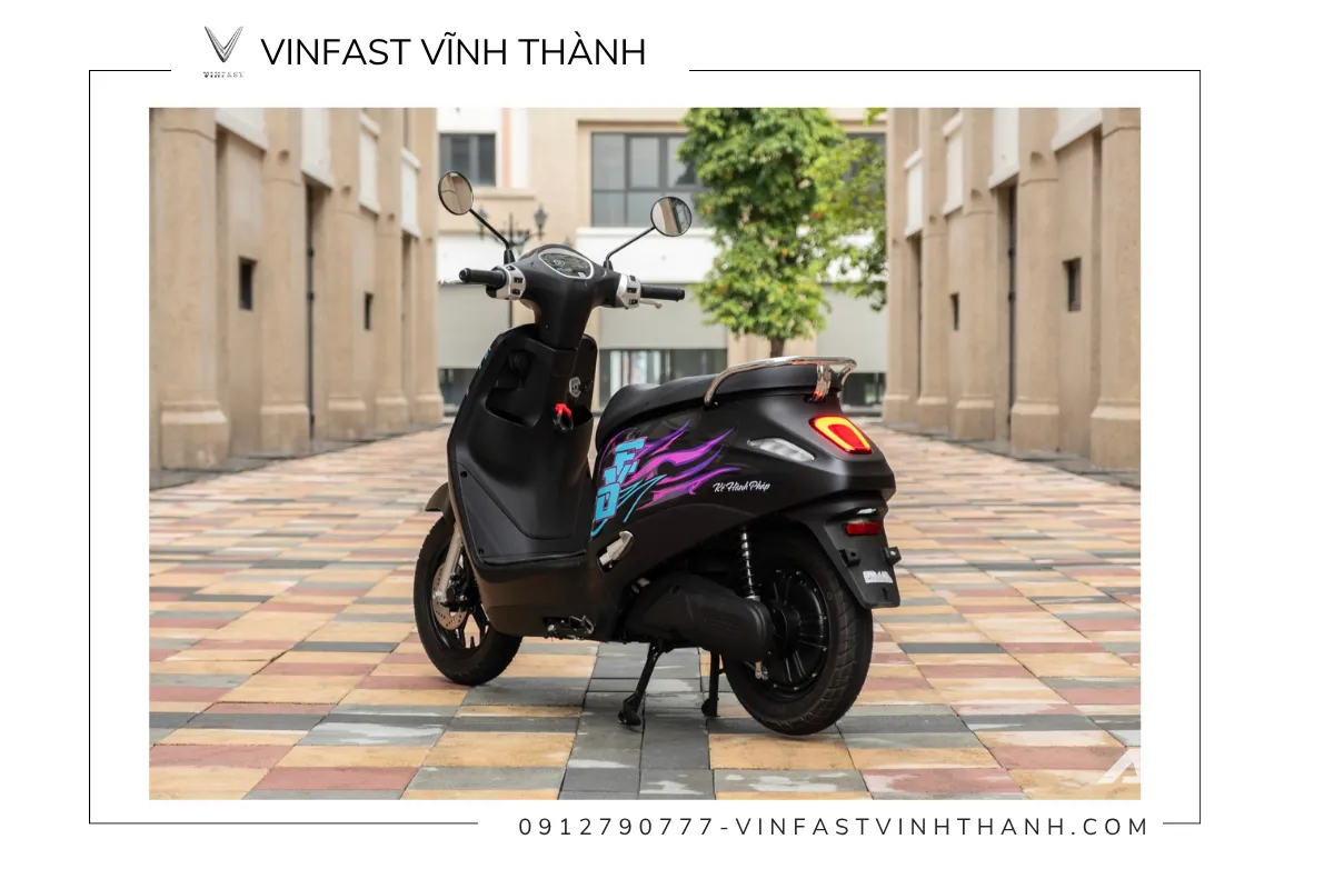 VinFast Evo Lite giới hạn tốc độ ở mức 49km/h, nên không yêu cầu bằng lái