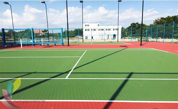 Quy Trình Thi Công Sơn Sửa Chữa Vết Nứt Sân Tennis