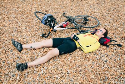 Người đạp xe đạp cần nghỉ ngơi giữa các ngày luyện tập bao nhiêu là đủ?