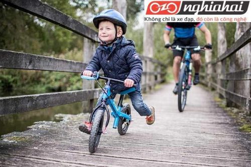 Phương pháp dạy bé đi xe đạp trẻ em 1