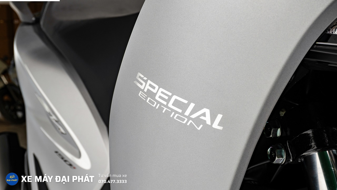 Honda SH150i Ý Special Edition màu bạc (Silver) - Ảnh 2