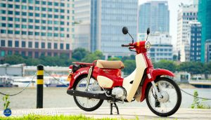 Honda Super Cub 50 Hello Kitty