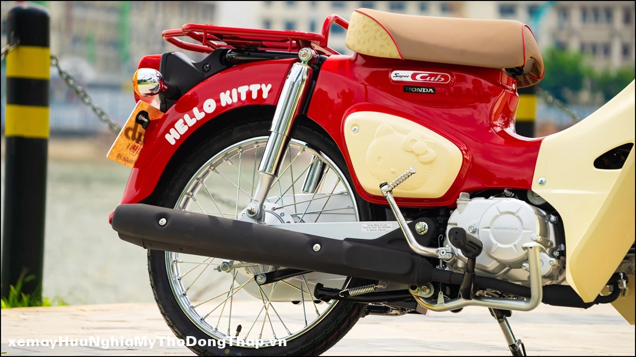 Xe may nhap Nhat Honda Super Cub 50 Hello Kitty 14