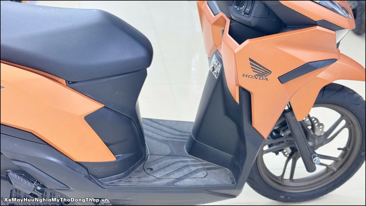 Honda Vario 125 %E2%80%93 Mau Cam Vu Tru 10