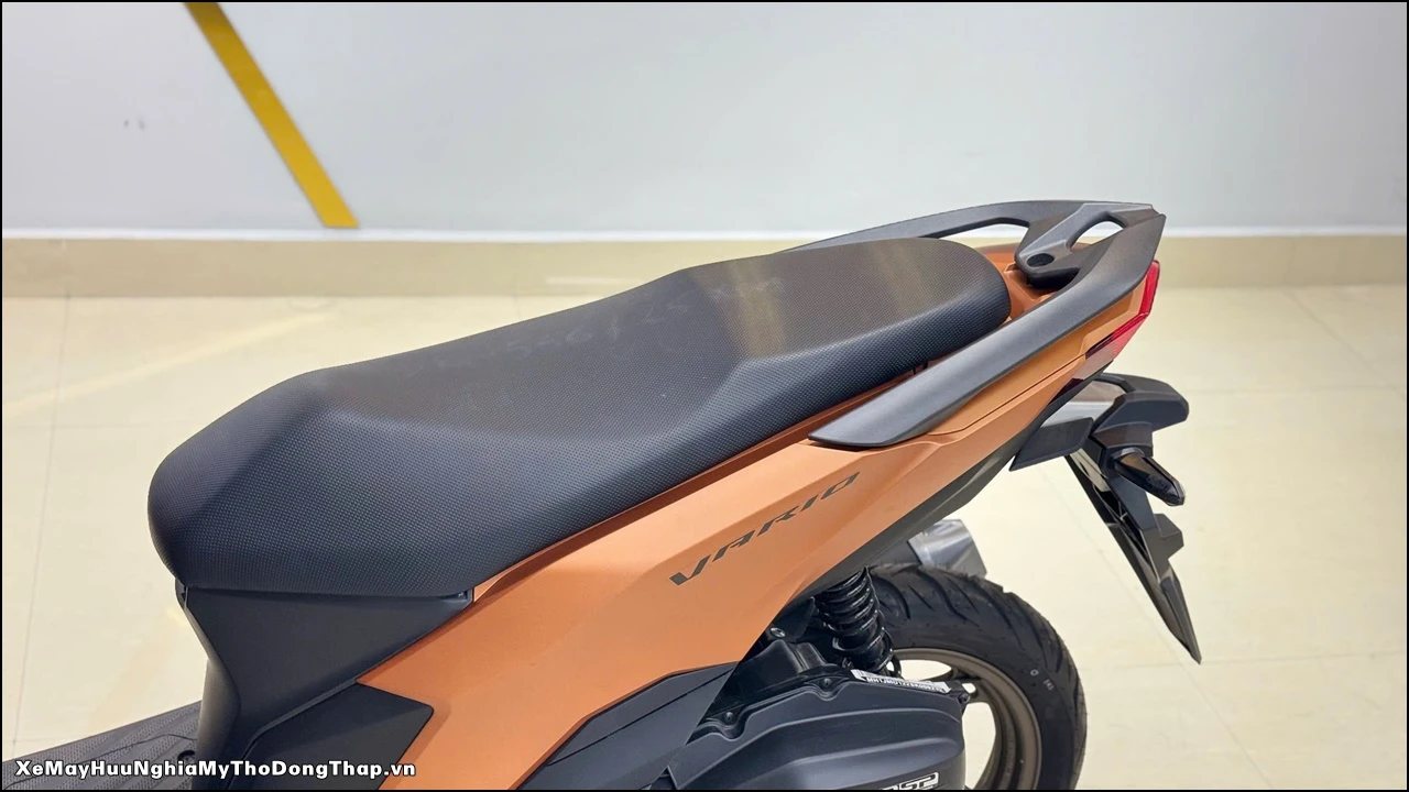 Honda Vario 125 %E2%80%93 Mau Cam Vu Tru 8