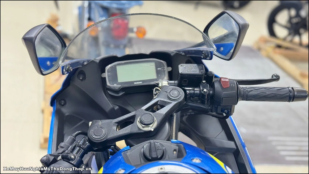 Suzuki GSX R 150 10