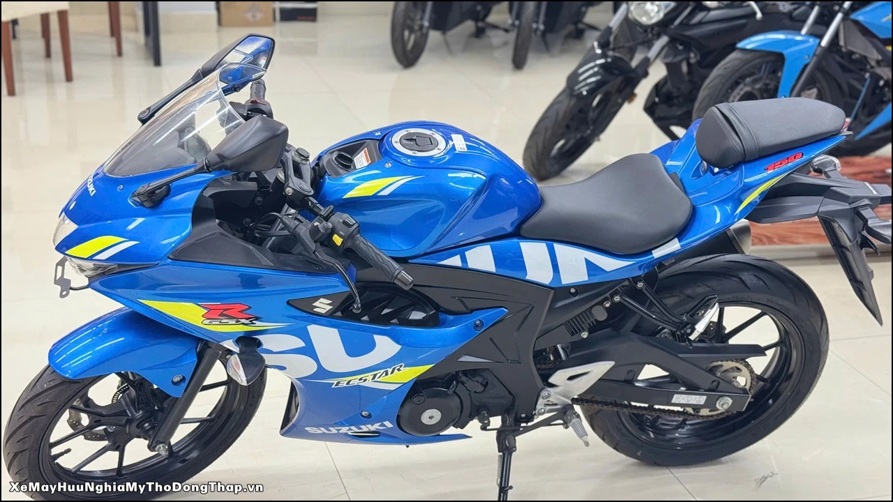 Suzuki GSX R 150 12