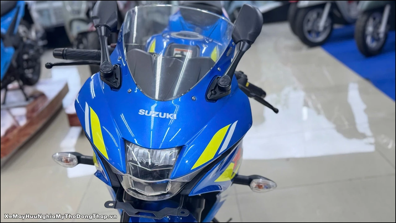Suzuki GSX R 150 4
