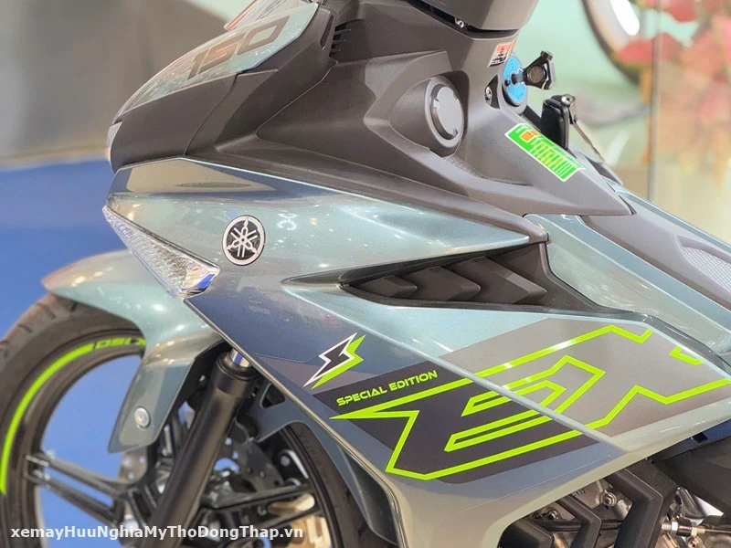 Chi tiet Yamaha Exciter 150 ban gioi han da ve den Yamaha Town Huu Nghia 11