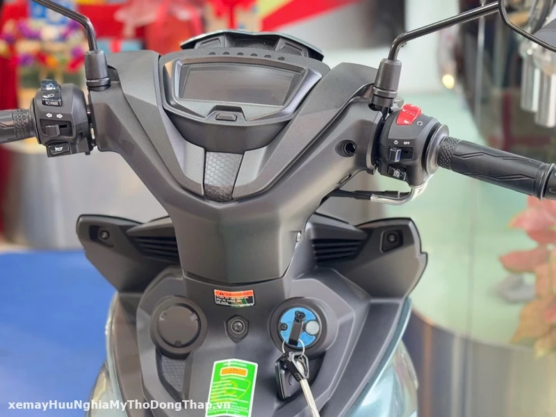 Chi tiet Yamaha Exciter 150 ban gioi han da ve den Yamaha Town Huu Nghia 14