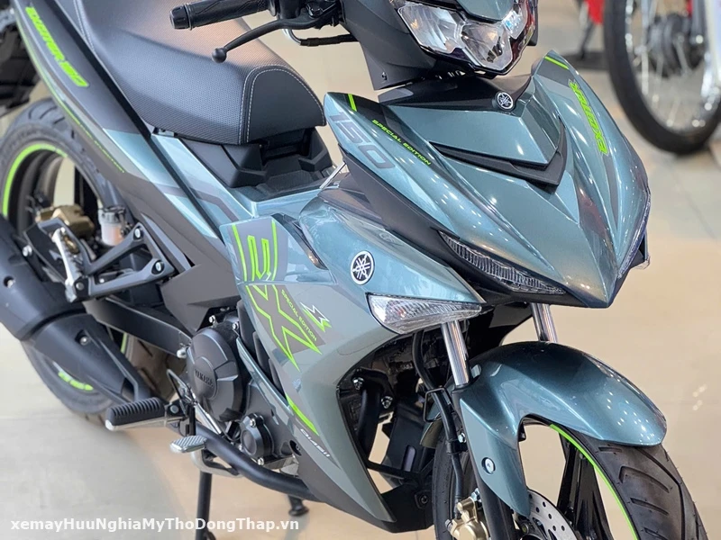 Chi tiet Yamaha Exciter 150 ban gioi han da ve den Yamaha Town Huu Nghia 17