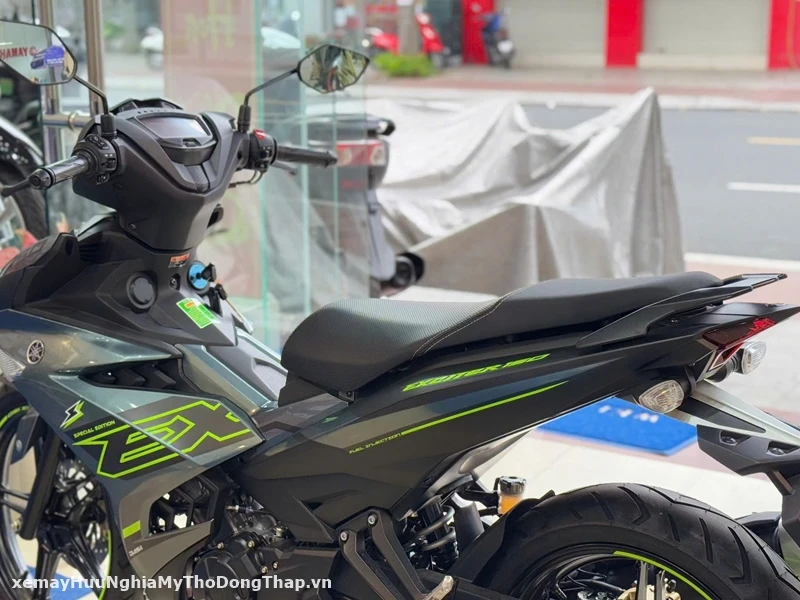 Chi tiet Yamaha Exciter 150 ban gioi han da ve den Yamaha Town Huu Nghia 19