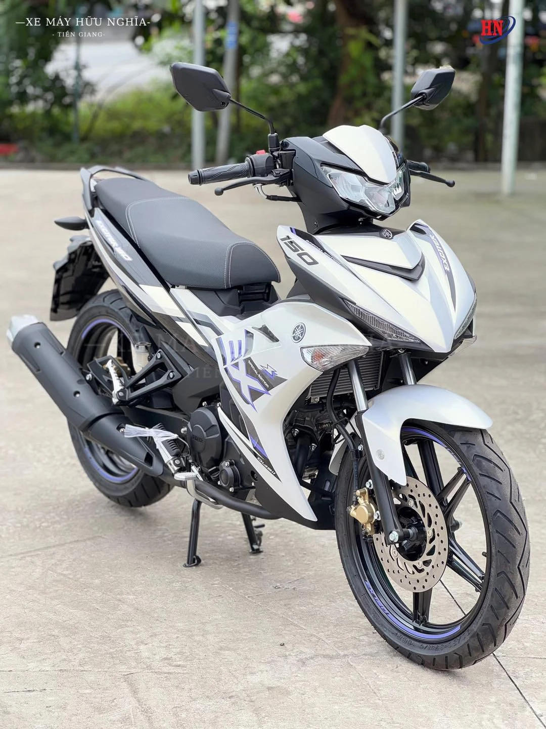 Tu van chon mua xe Yamaha Exciter 150 va Exciter 155 tai Huu Nghia Town 2